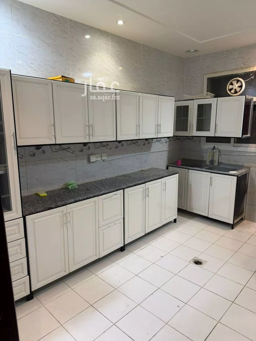 3 bedroom floor in Al Munsiyah 1