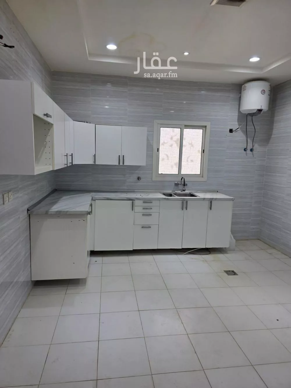 3 bedroom floor in Al Qairawan 5