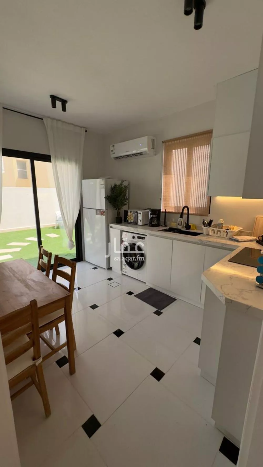 شقة 3 غرف في التعاون 1