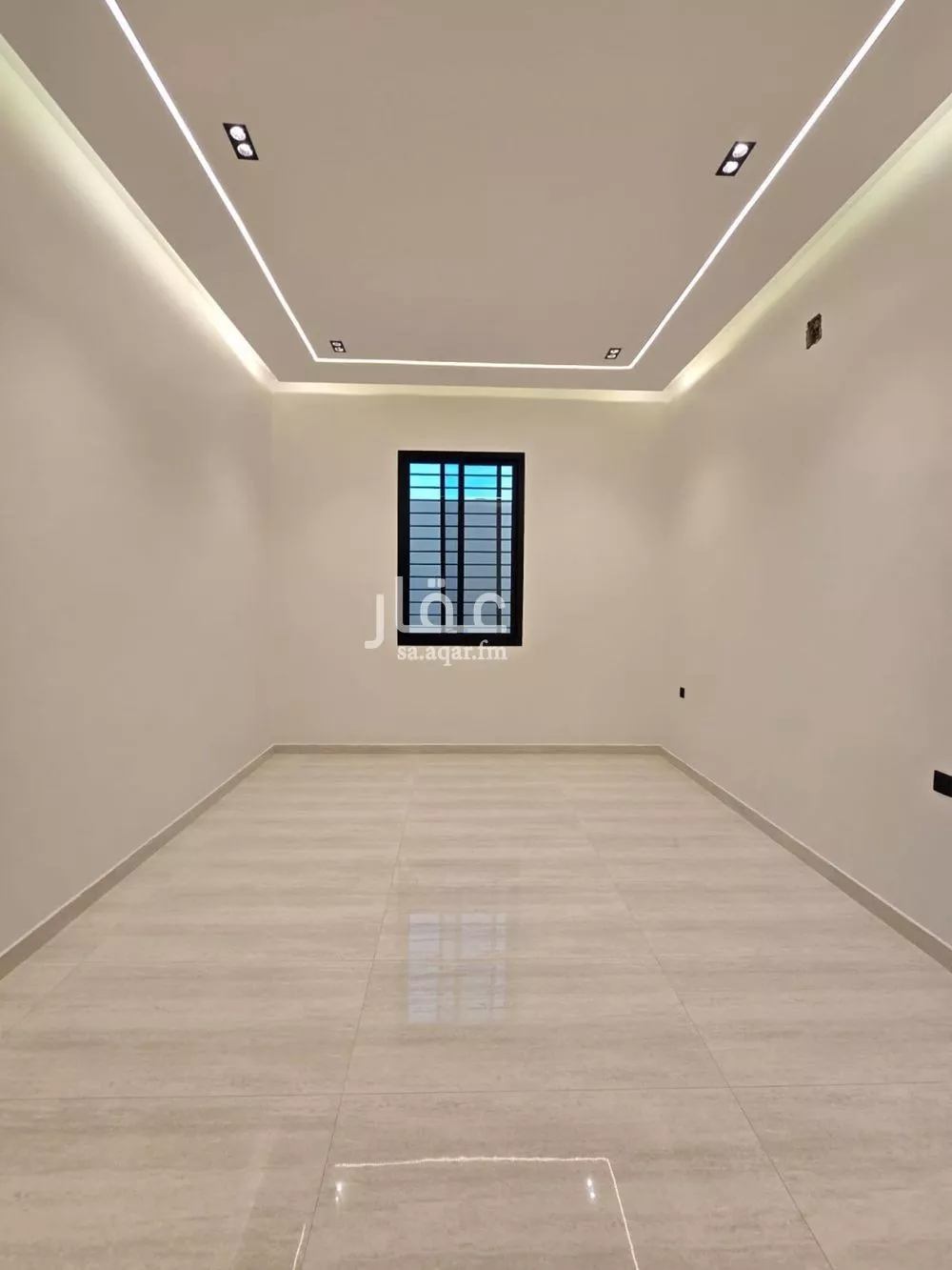 6 bedroom floor in Dahiat Namar 4