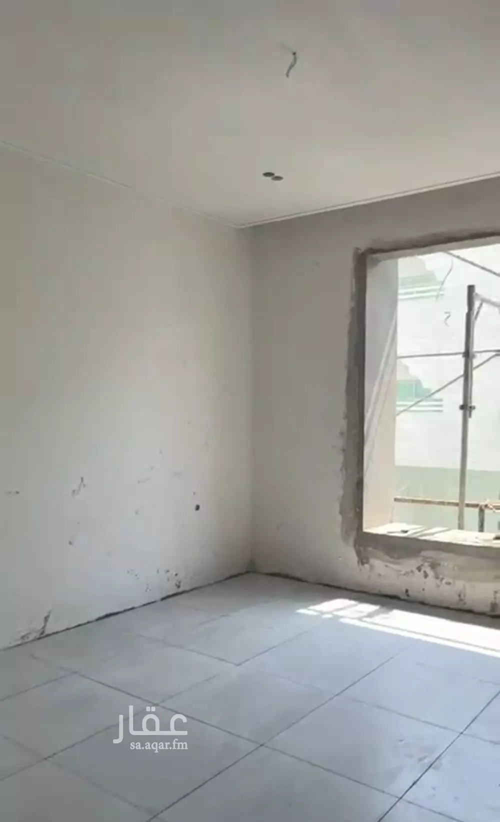 شقة 4 غرف في النزهة 4