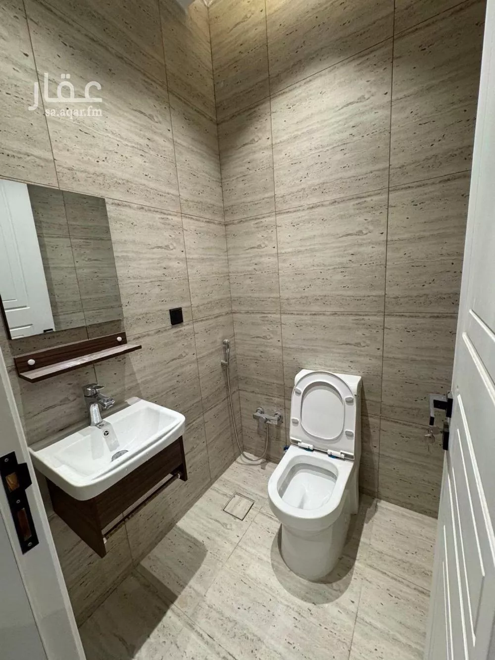 3 bedroom apartment in Al Narjis 5