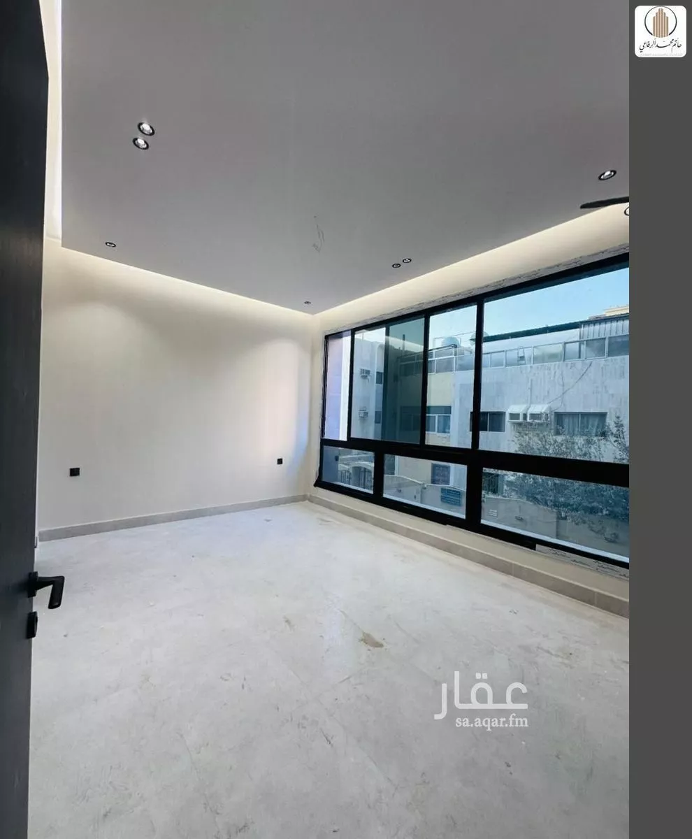 شقة 4 غرف في الروضة 4