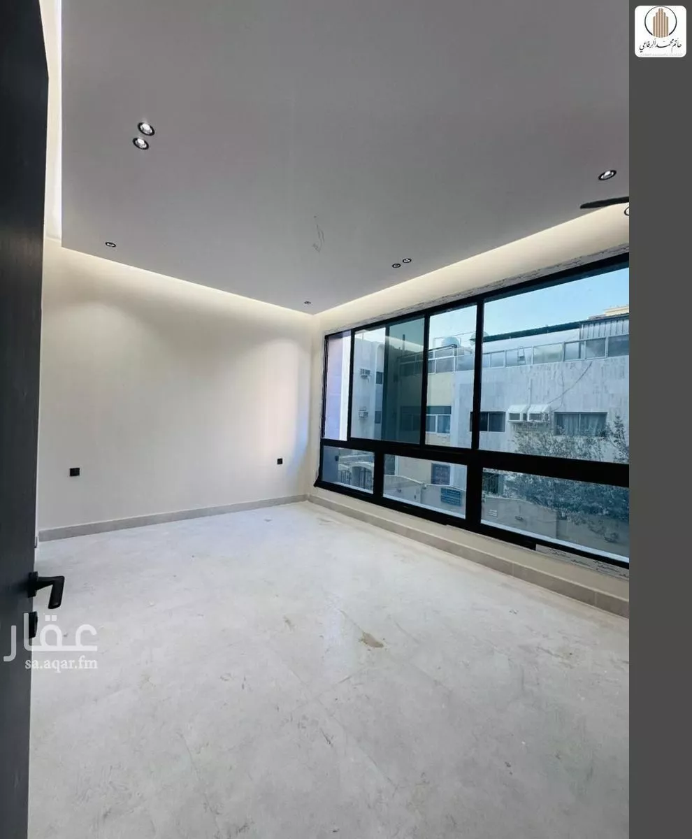 شقة 4 غرف في الروضة 4