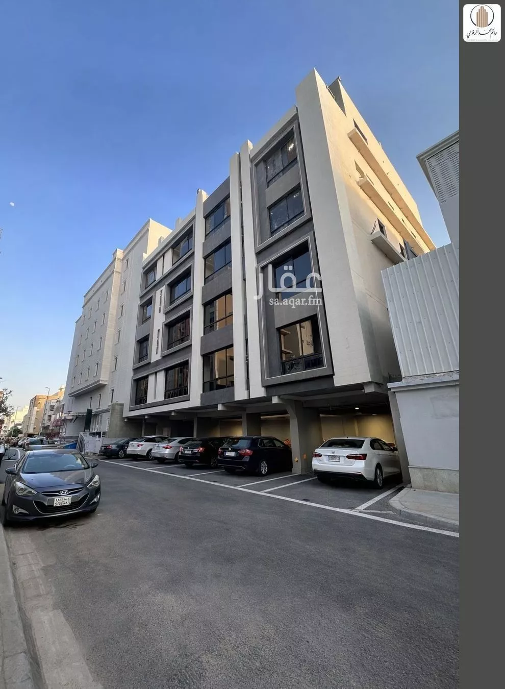 شقة 4 غرف في الروضة 1