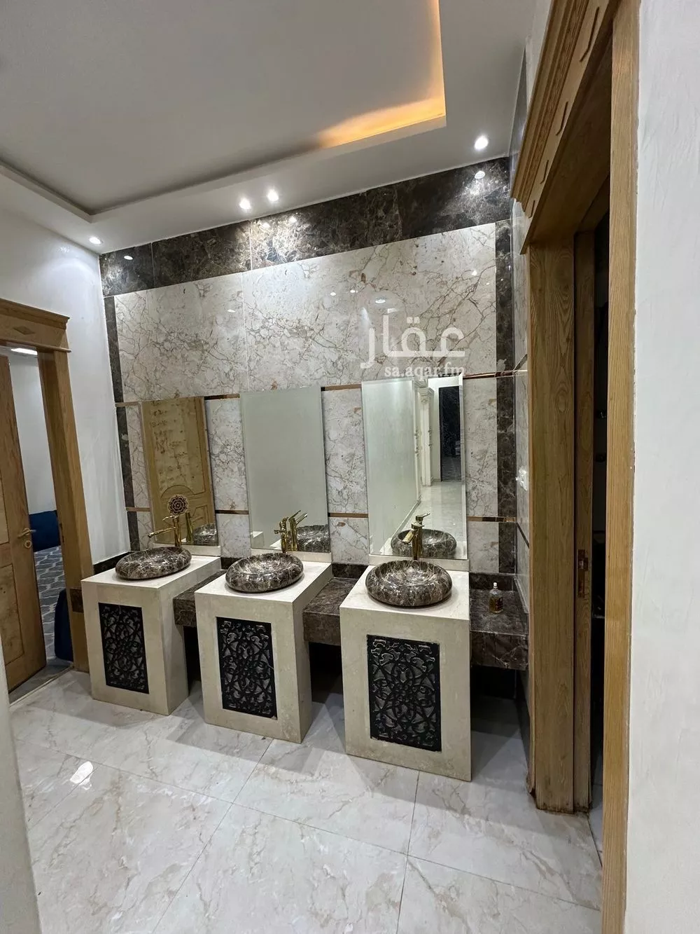 فيلا 8 غرف في الرمال 2