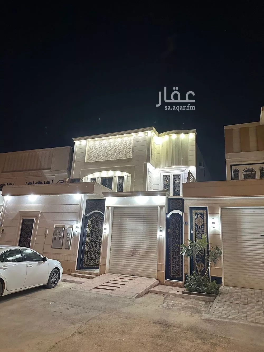 فيلا 8 غرف في الرمال 1