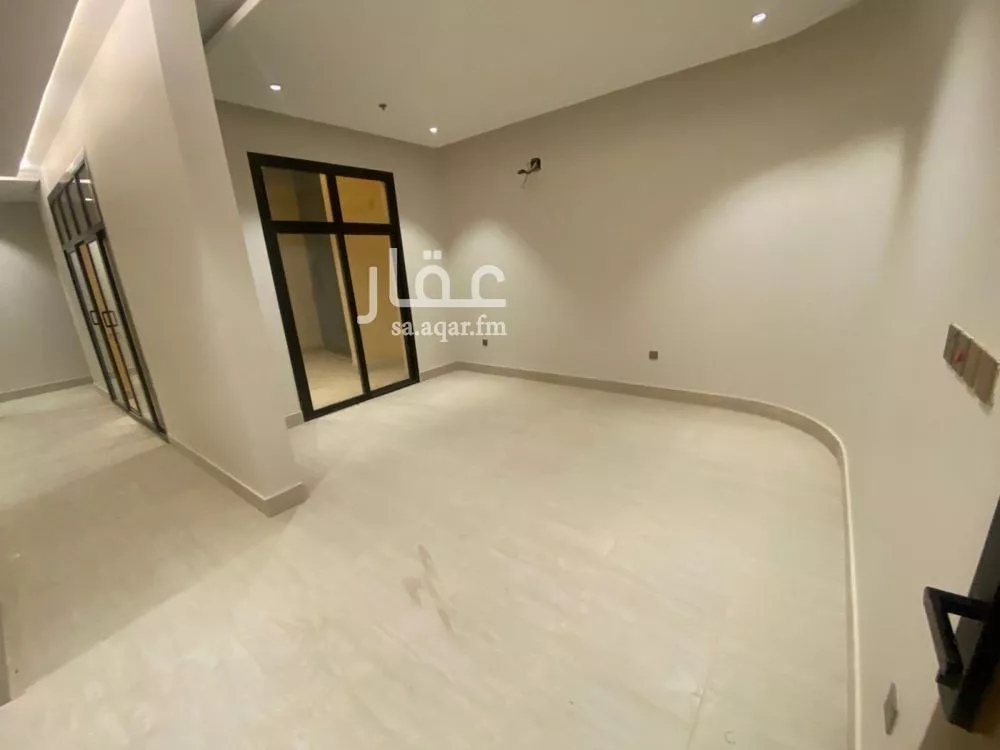 شقة 4 غرف في الرمال 4