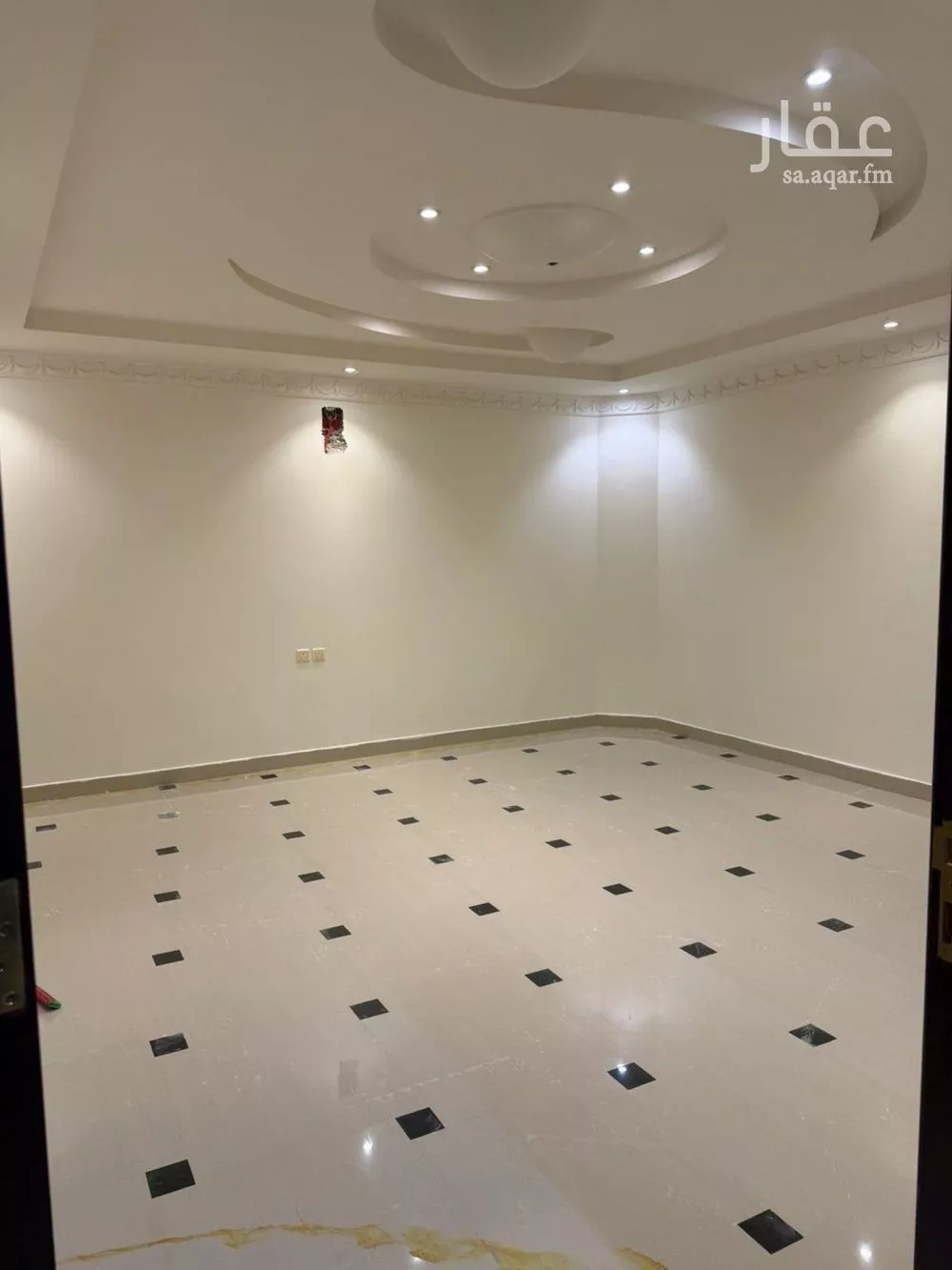 3 bedroom floor in Al Qairawan 5