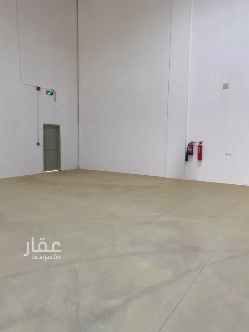 1132 sqm warehouse in An Nadhim 2