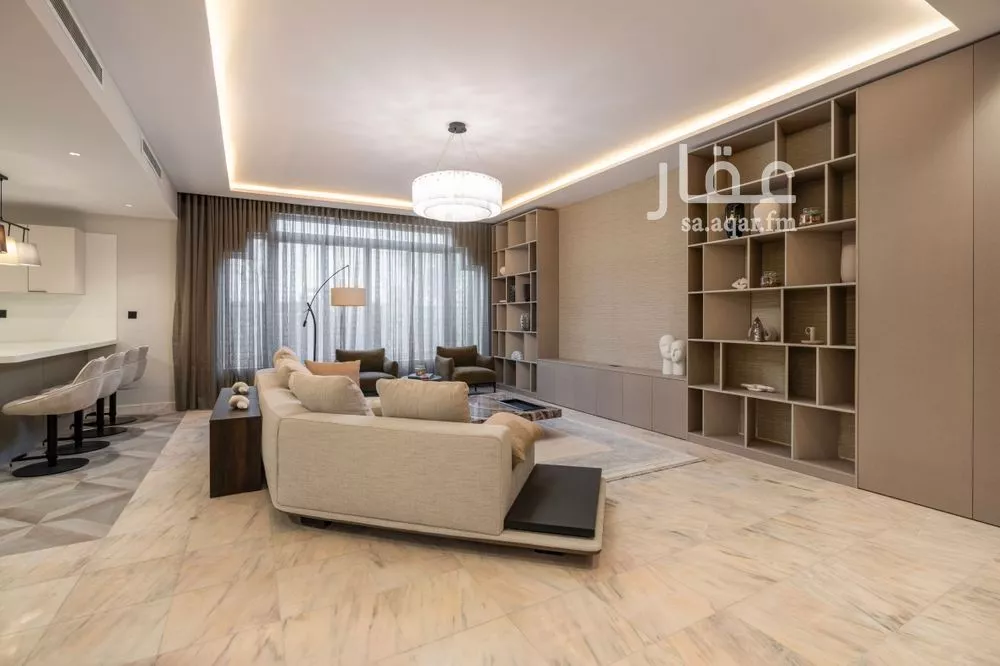 فيلا 3 غرف في النخيل 5