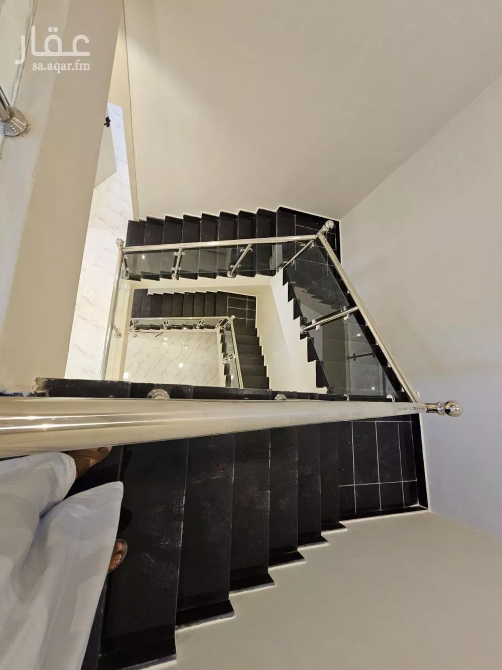 فيلا 6 غرف في ظهرة لبن 4