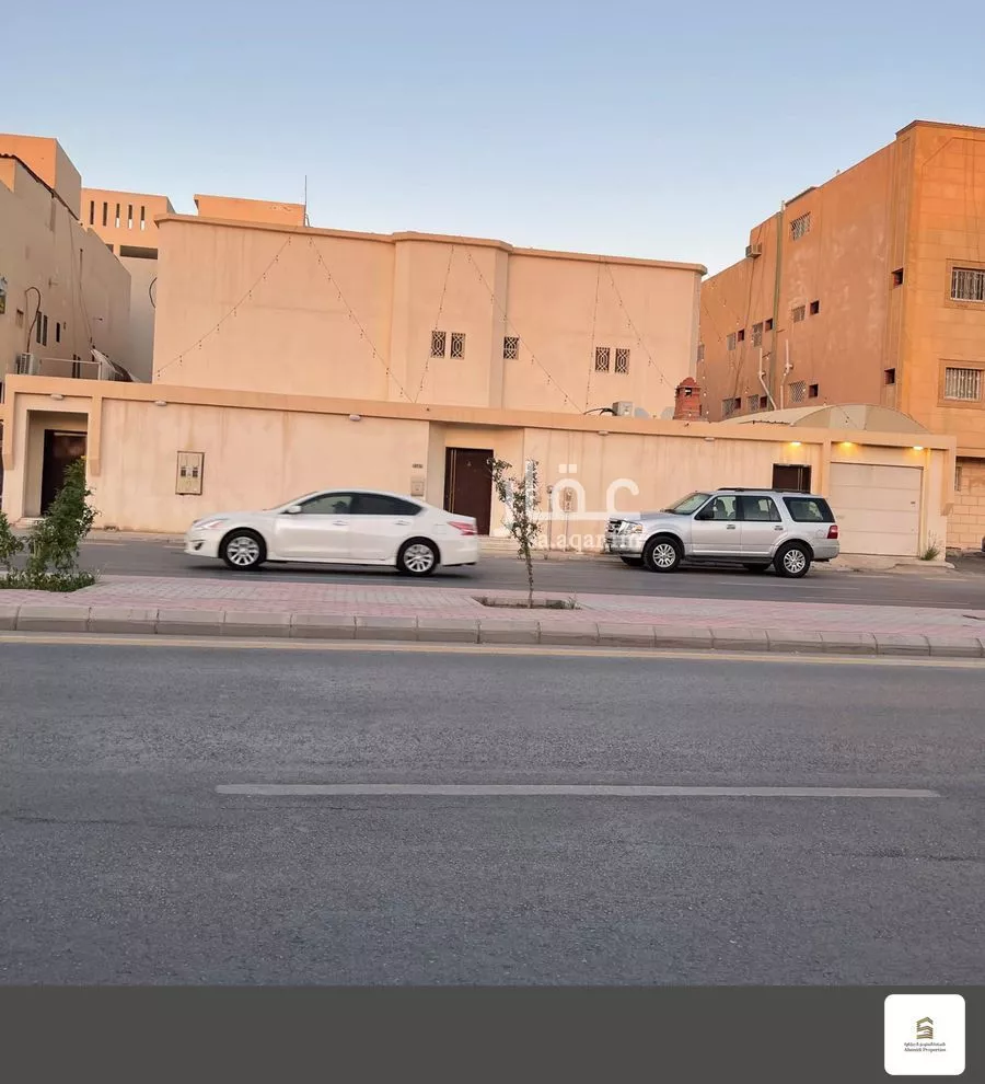 13 bedroom villa in Al Salam