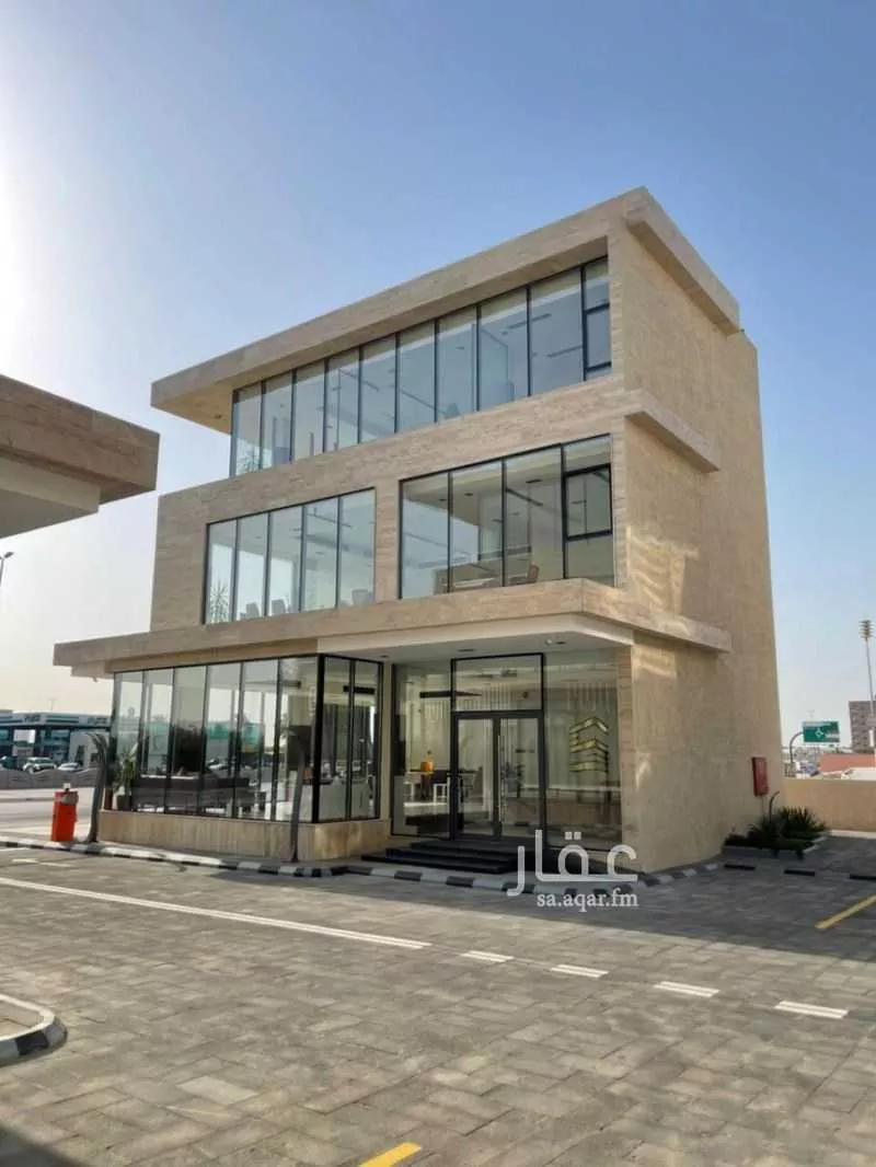 8 bedroom office in Al Khour, Eastern Province 24