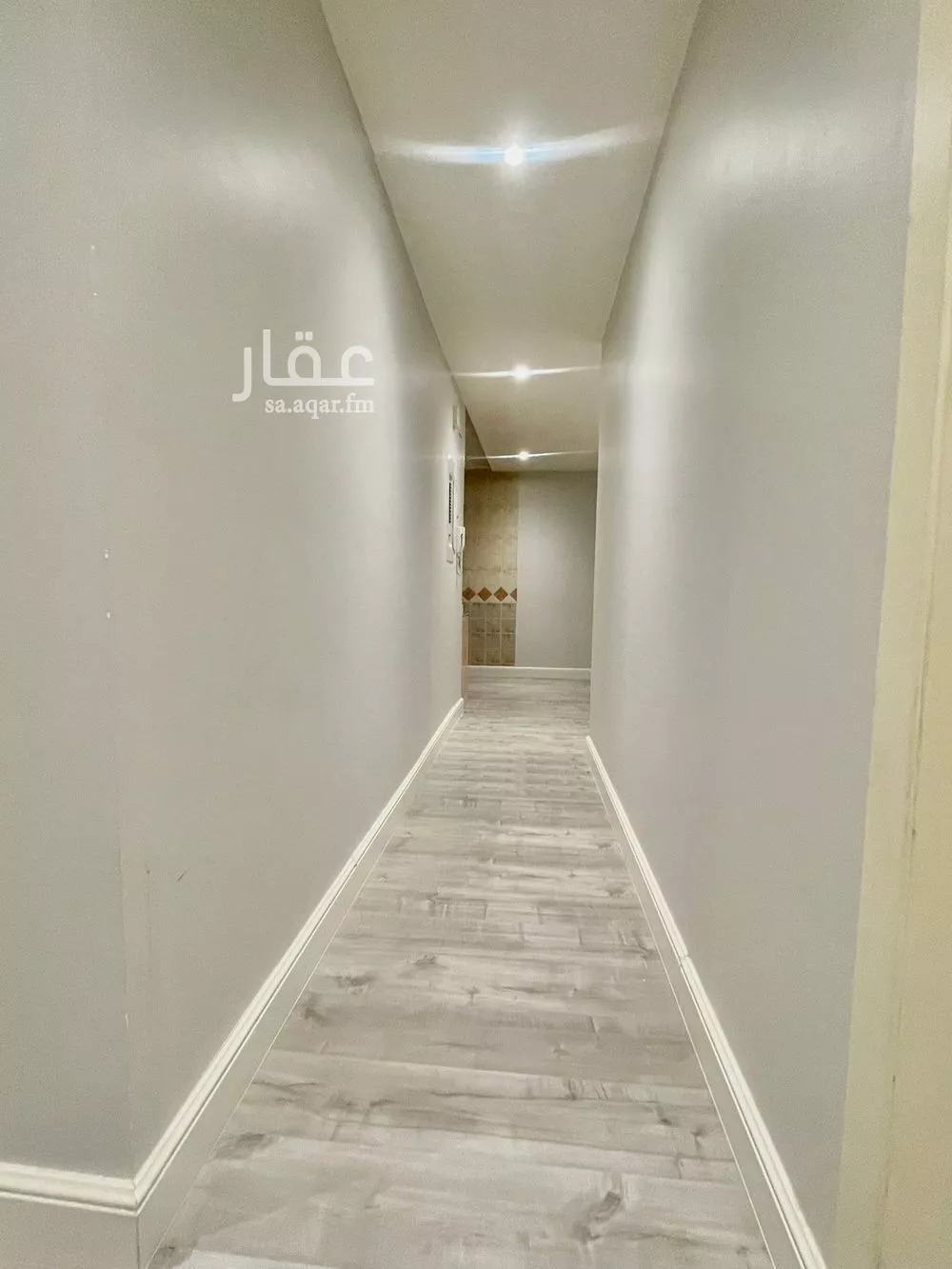 شقة 3 غرف في الملقا 2