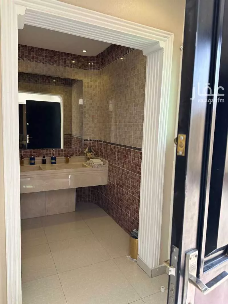 6 bedroom villa in King Abdullah, Riyadh 4