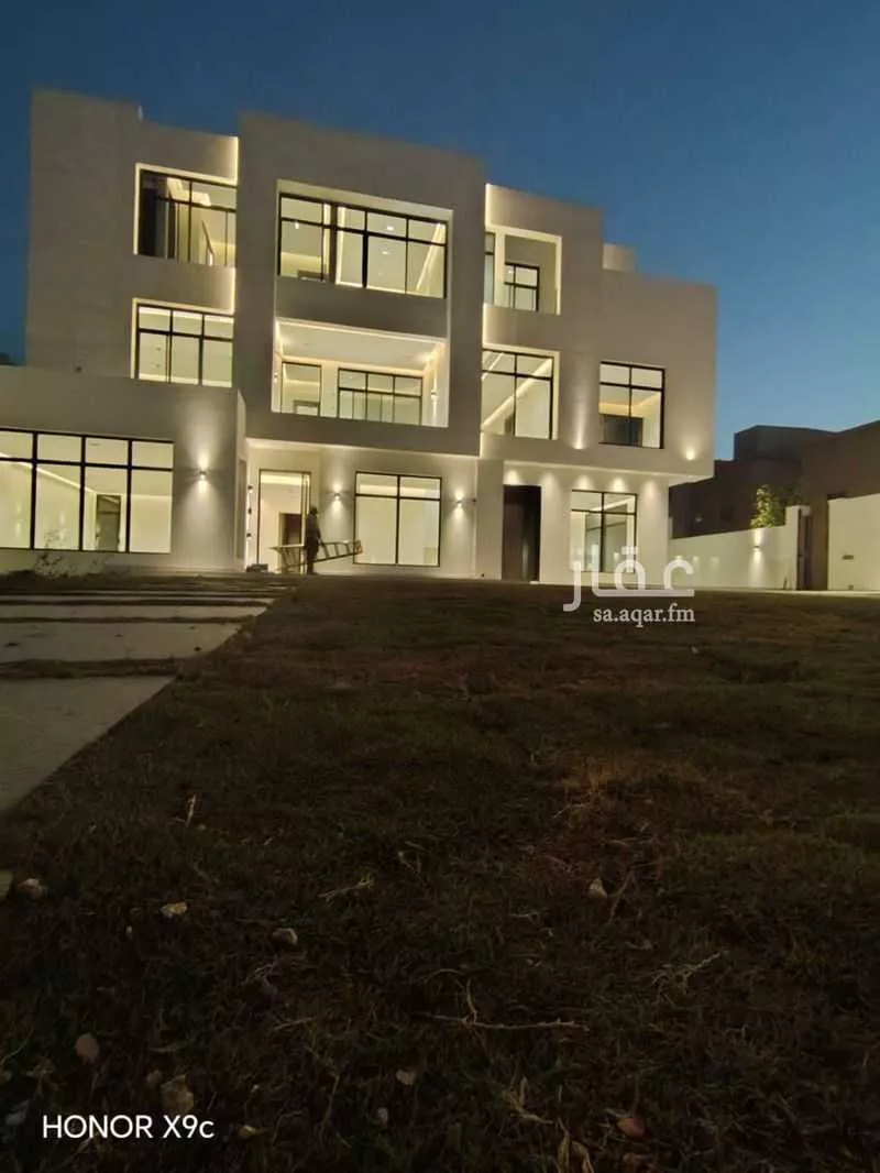 7 bedroom villa in King Abdullah, Riyadh 7