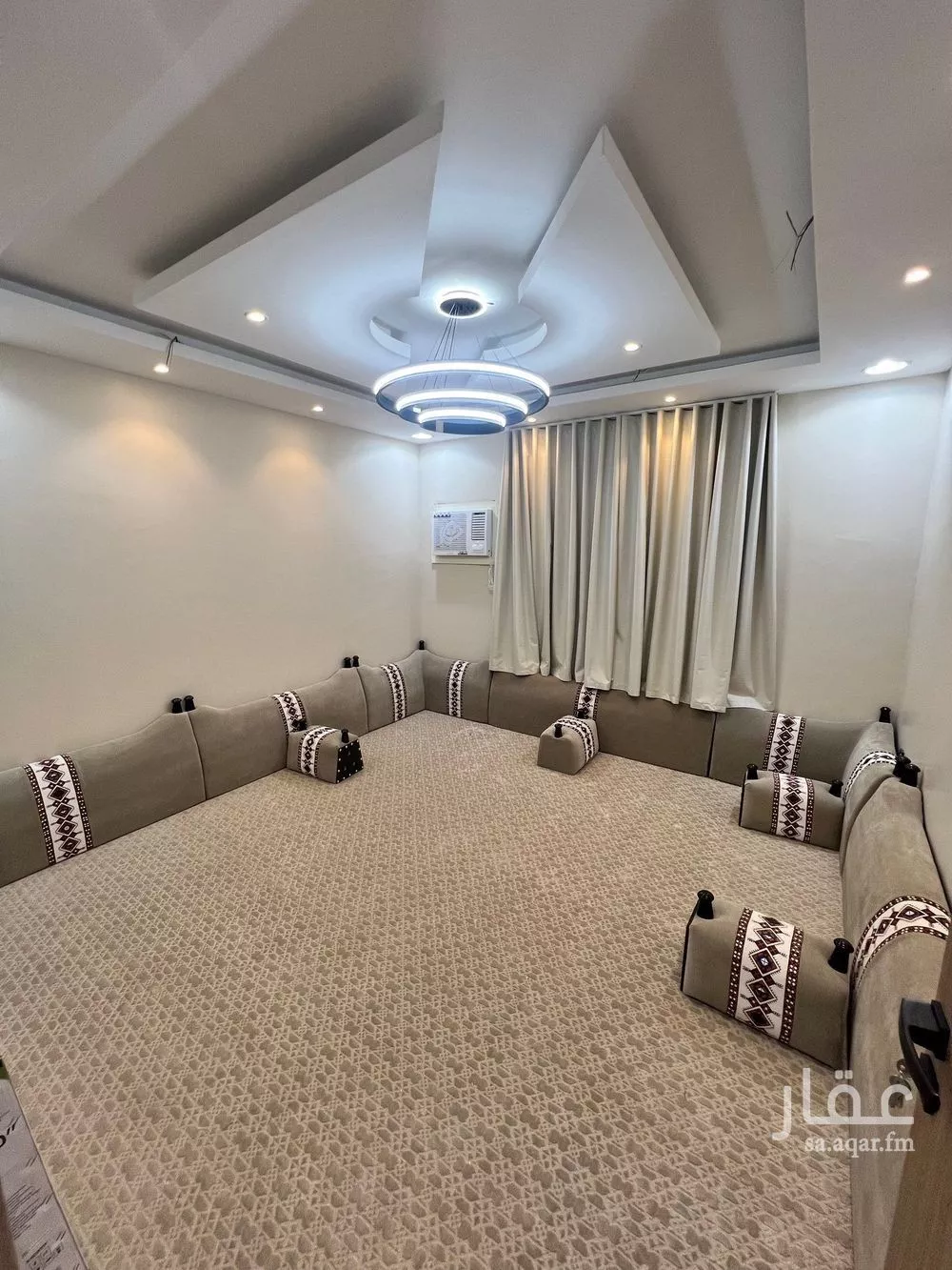 4 bedroom apartment in Al Fayha, Eastern Province 14