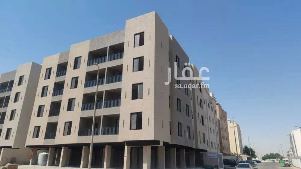 شقة 5 غرف في الحمرا 1