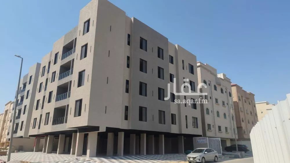 شقة 5 غرف في الحمرا 3