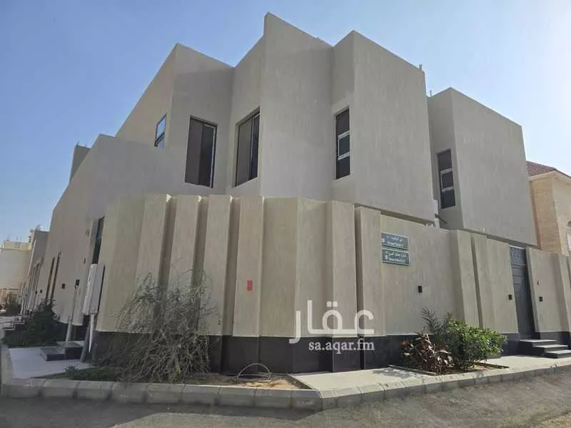 4 bedroom villa in Al Yaqout, Jeddah 8