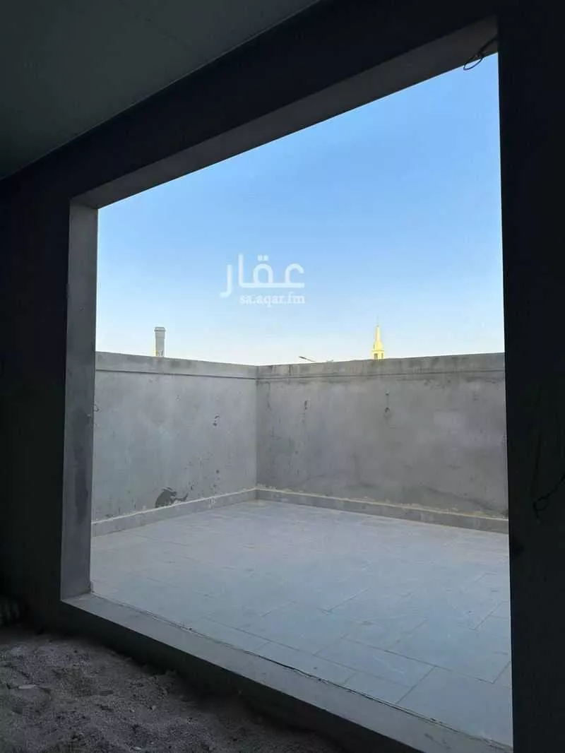 شقة 7 غرف في العارض 4