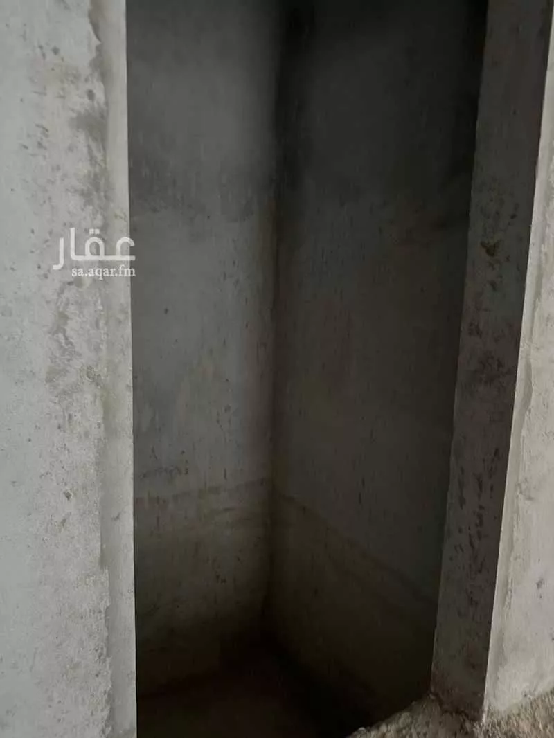 شقة 7 غرف في العارض 5