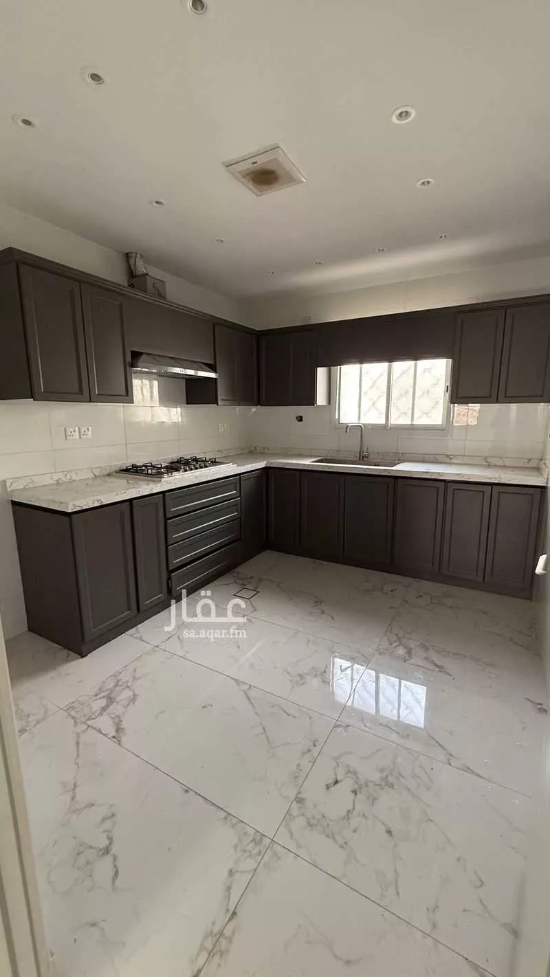 دور 4 غرف في المعذر الشمالي 2