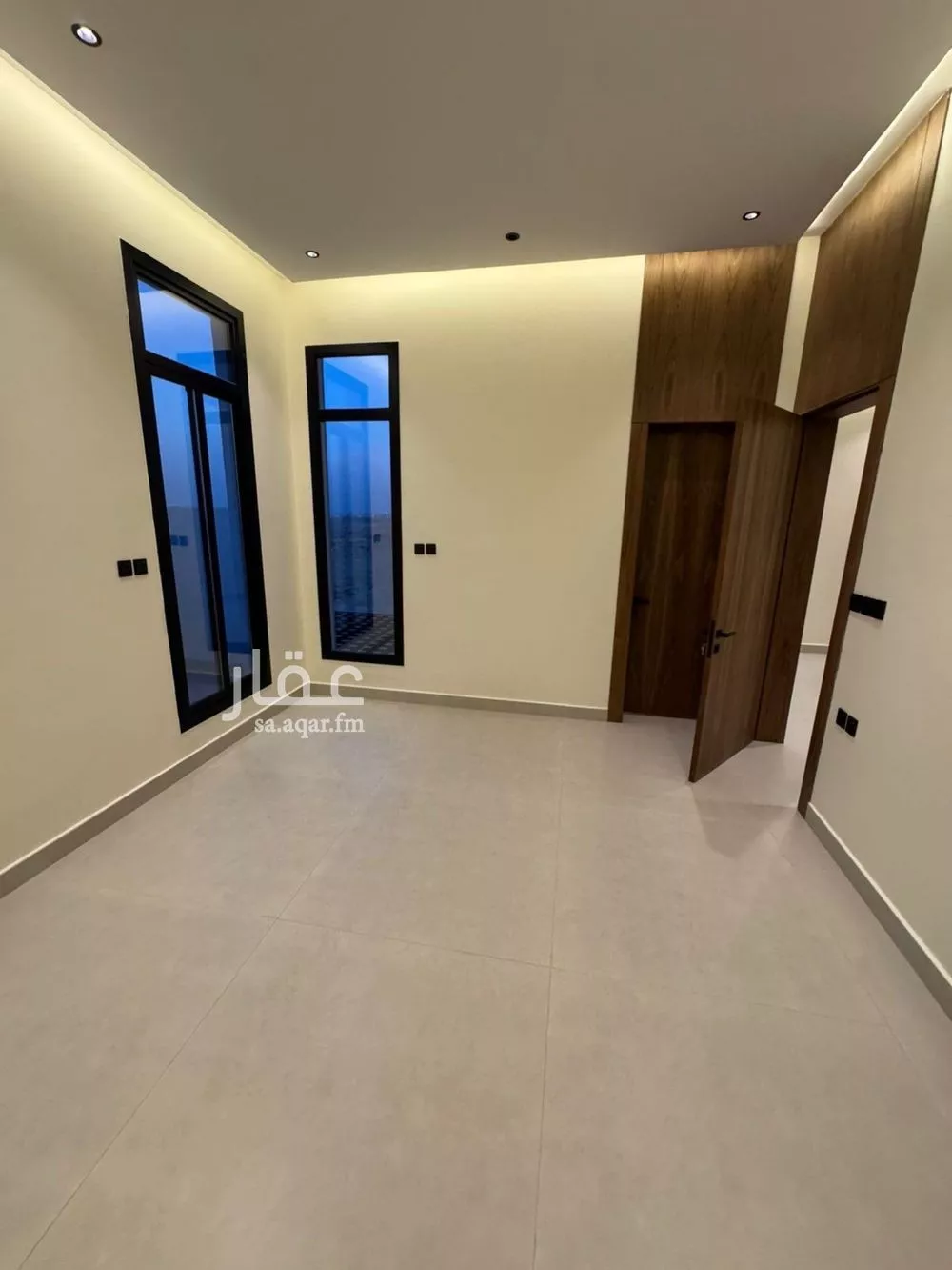 فيلا 6 غرف في المهدية 5