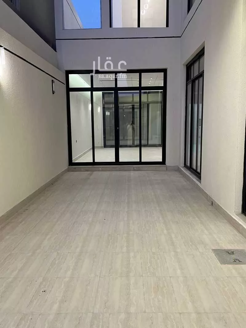 6 bedroom villa in Al Mahdiyyah 3