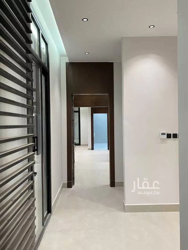 6 bedroom villa in Al Mahdiyyah 4