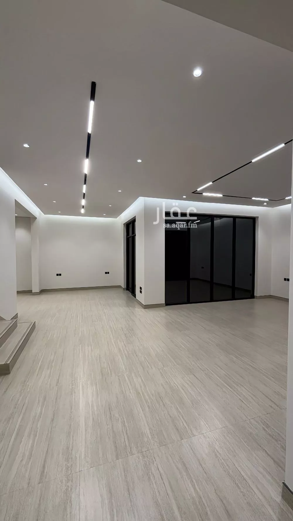 5 bedroom villa in Al Mahdiyyah 3