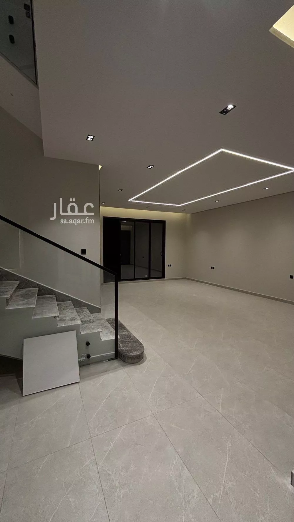 فيلا 6 غرف في المهدية 5