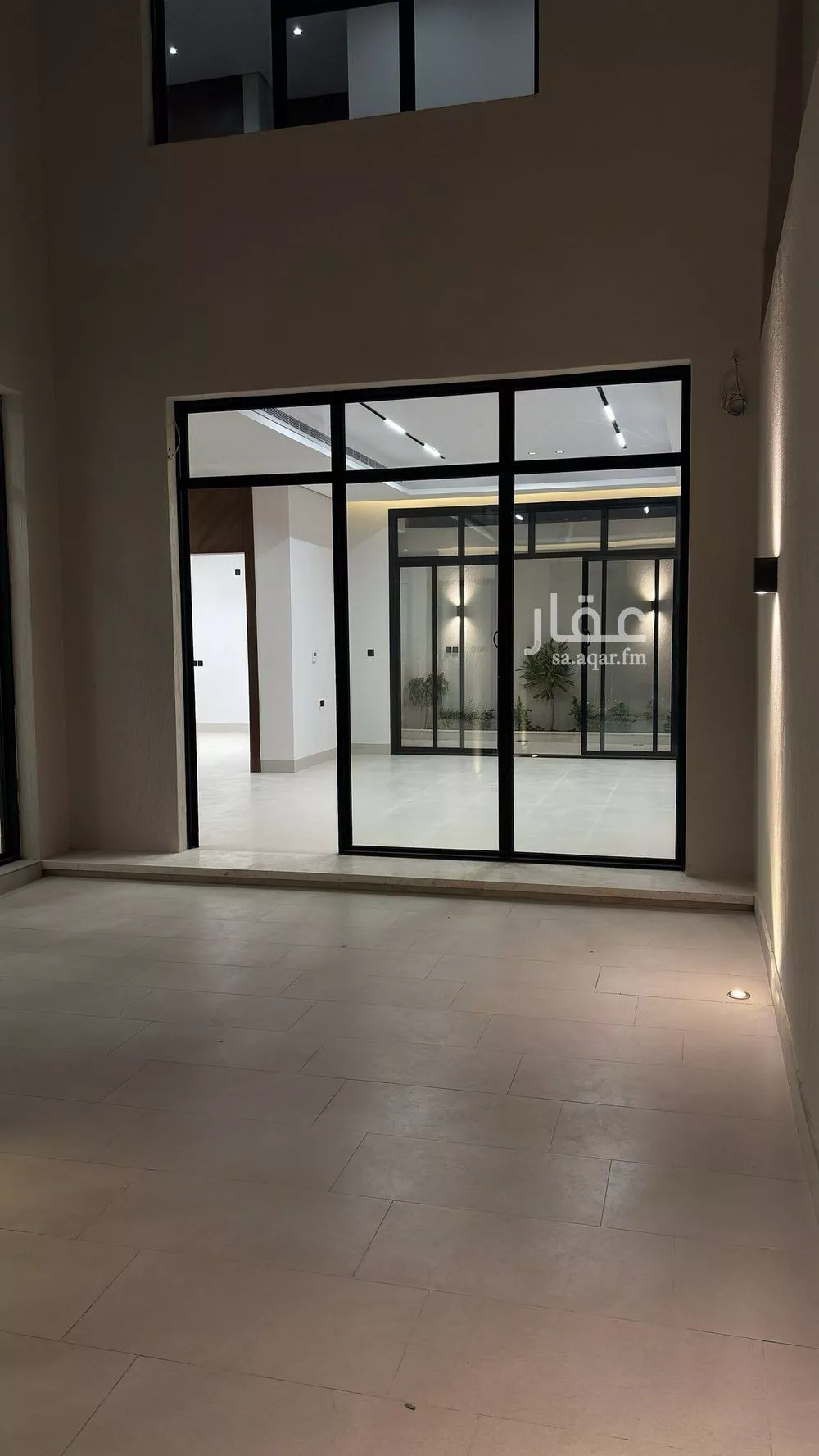 فيلا 6 غرف في المهدية 5