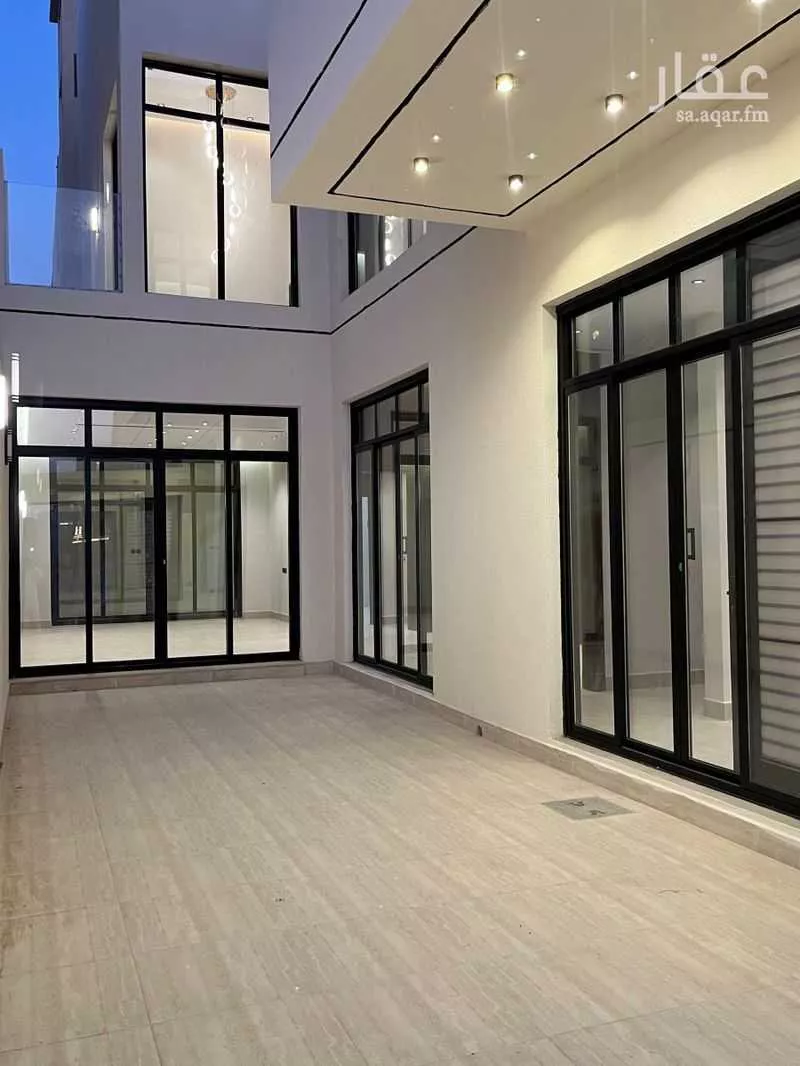 6 bedroom villa in Al Mahdiyyah 2