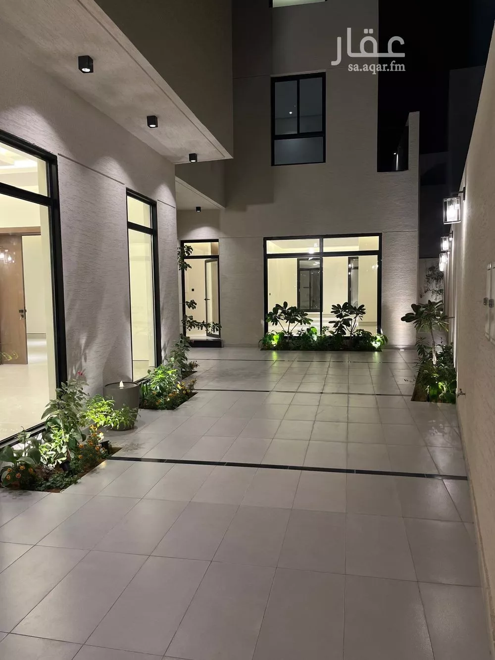 فيلا 6 غرف في المهدية 5