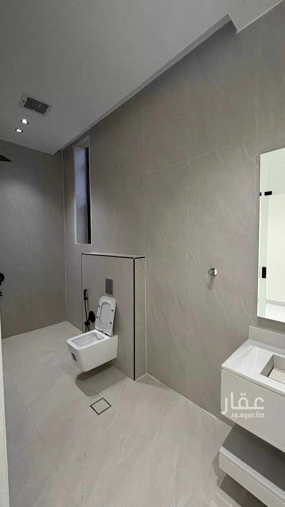 فيلا 6 غرف في المهدية 3