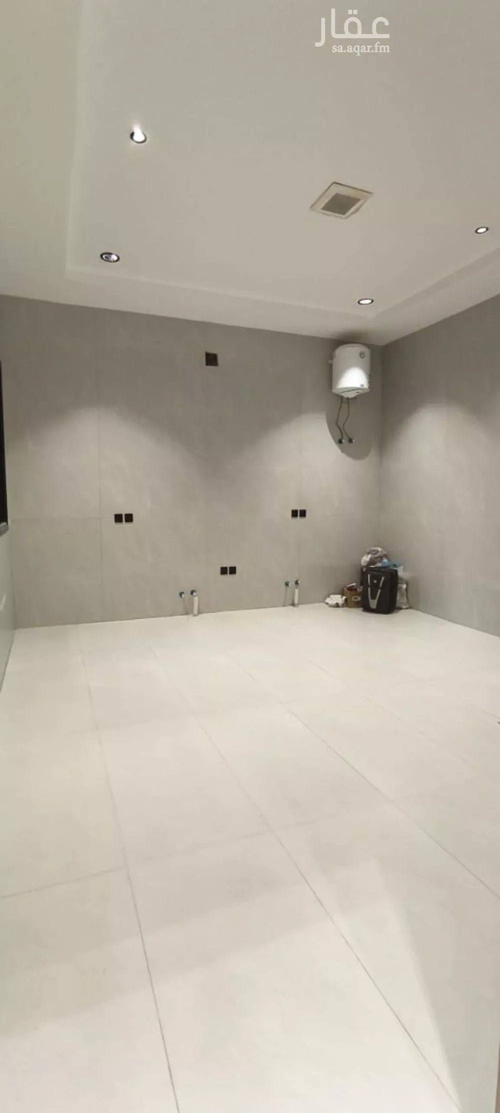 فيلا 5 غرف في الشرق 5