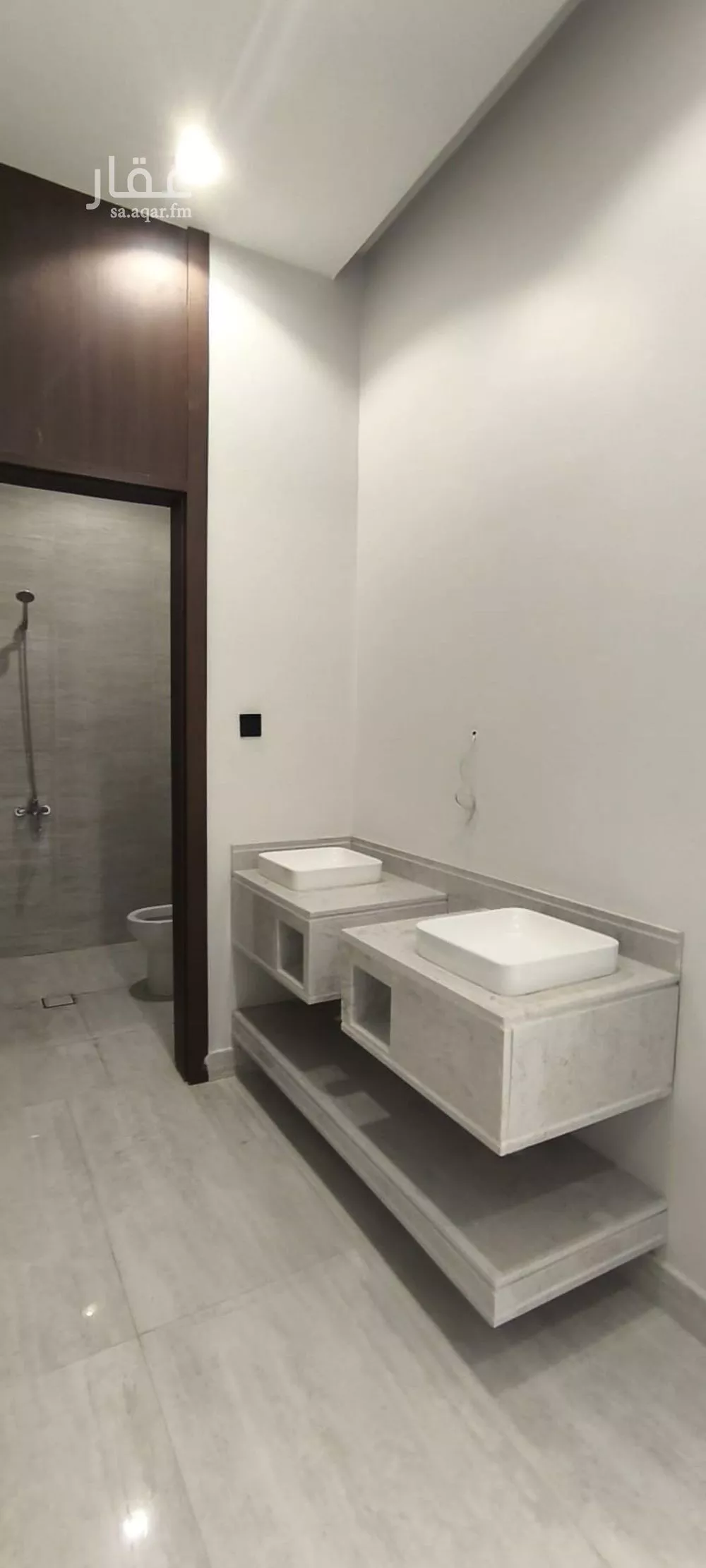 6 bedroom villa in Al Janadriyah 5