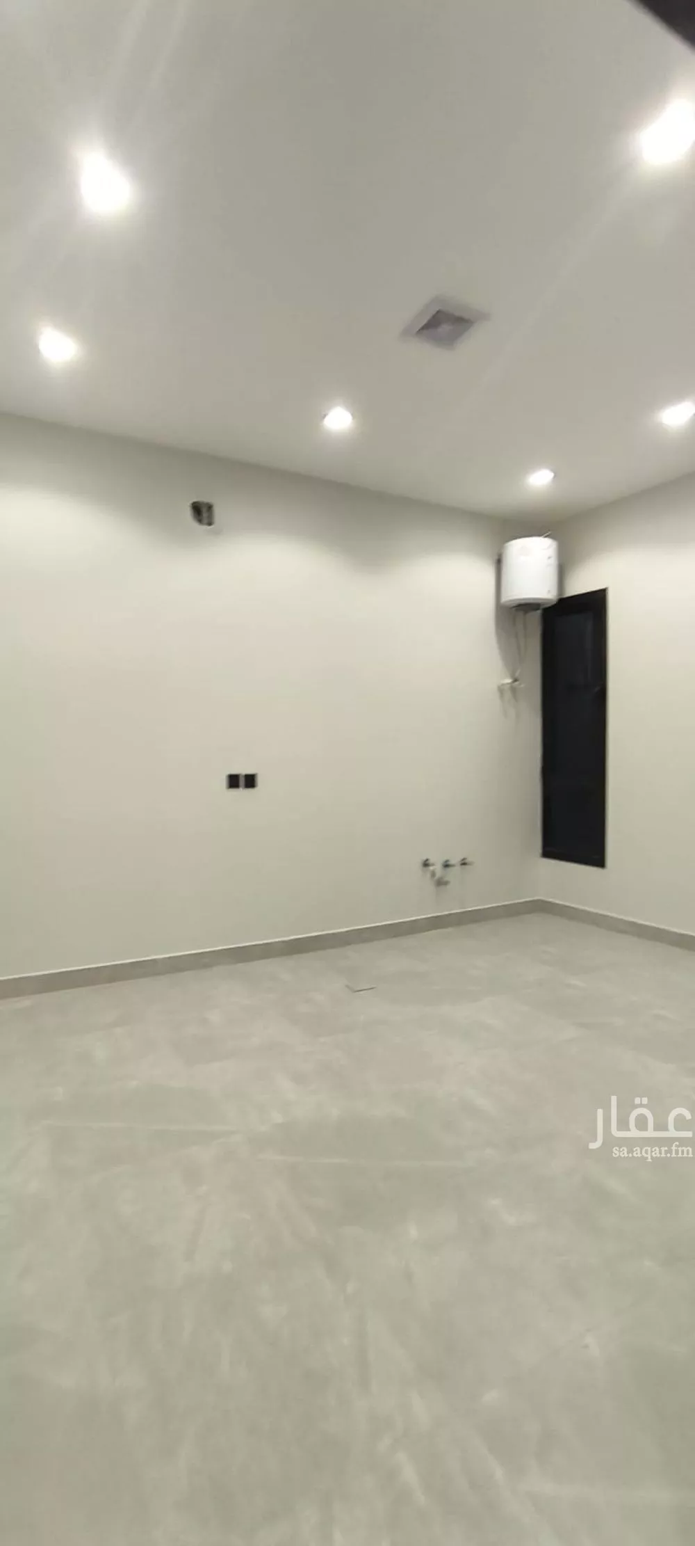 3 bedroom floor in Al Janadriyah 3