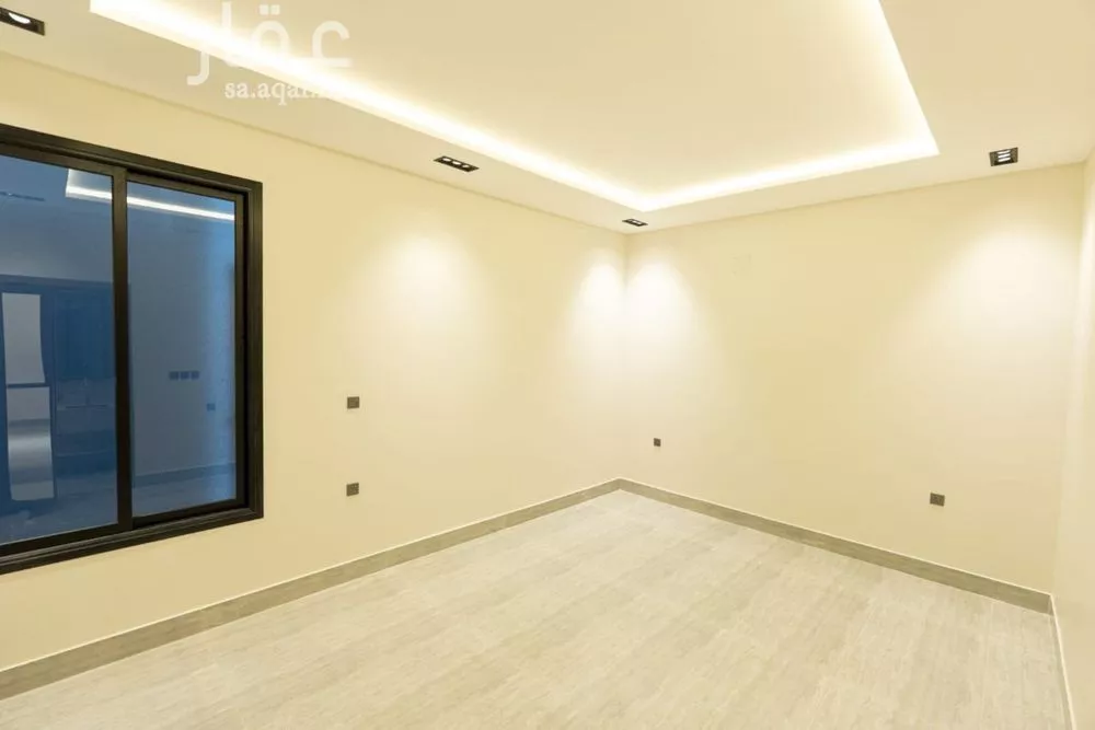 فيلا 5 غرف في الرمال 4