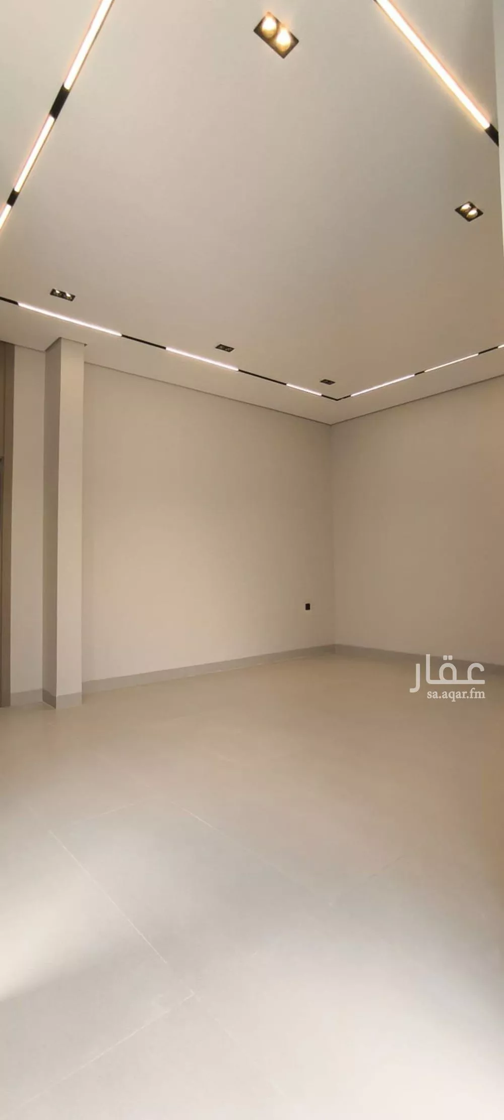 5 bedroom villa in Al Maizilah 2