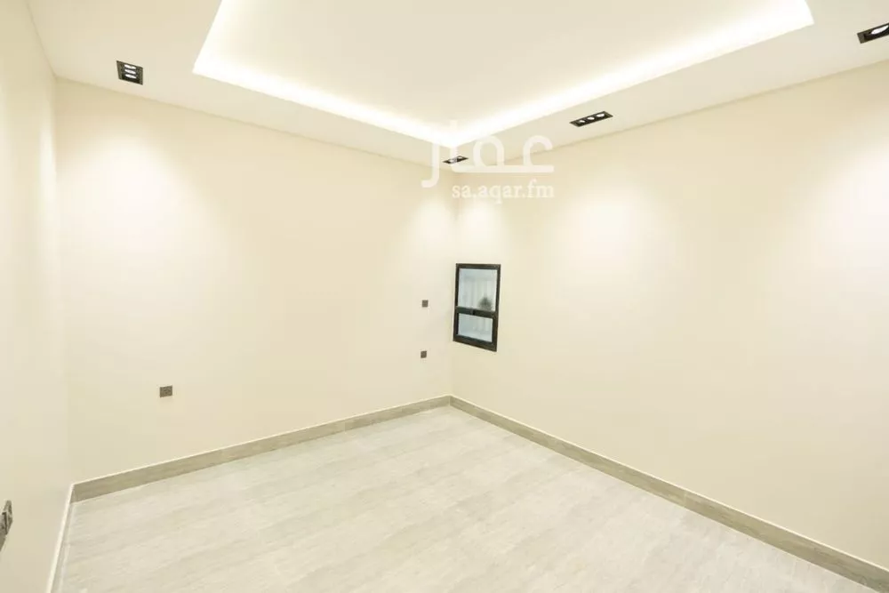 فيلا 5 غرف في الرمال 3