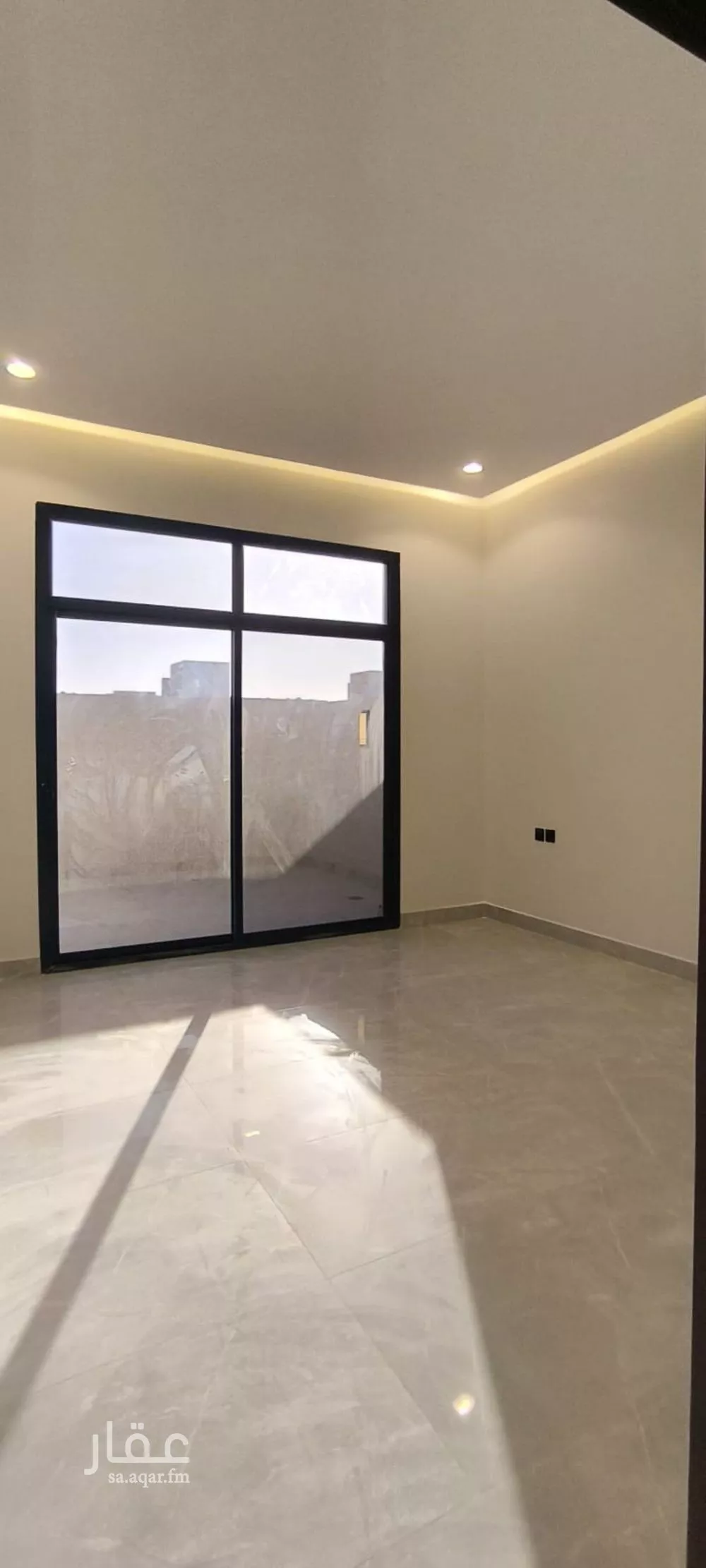 3 bedroom floor in Al Janadriyah 4