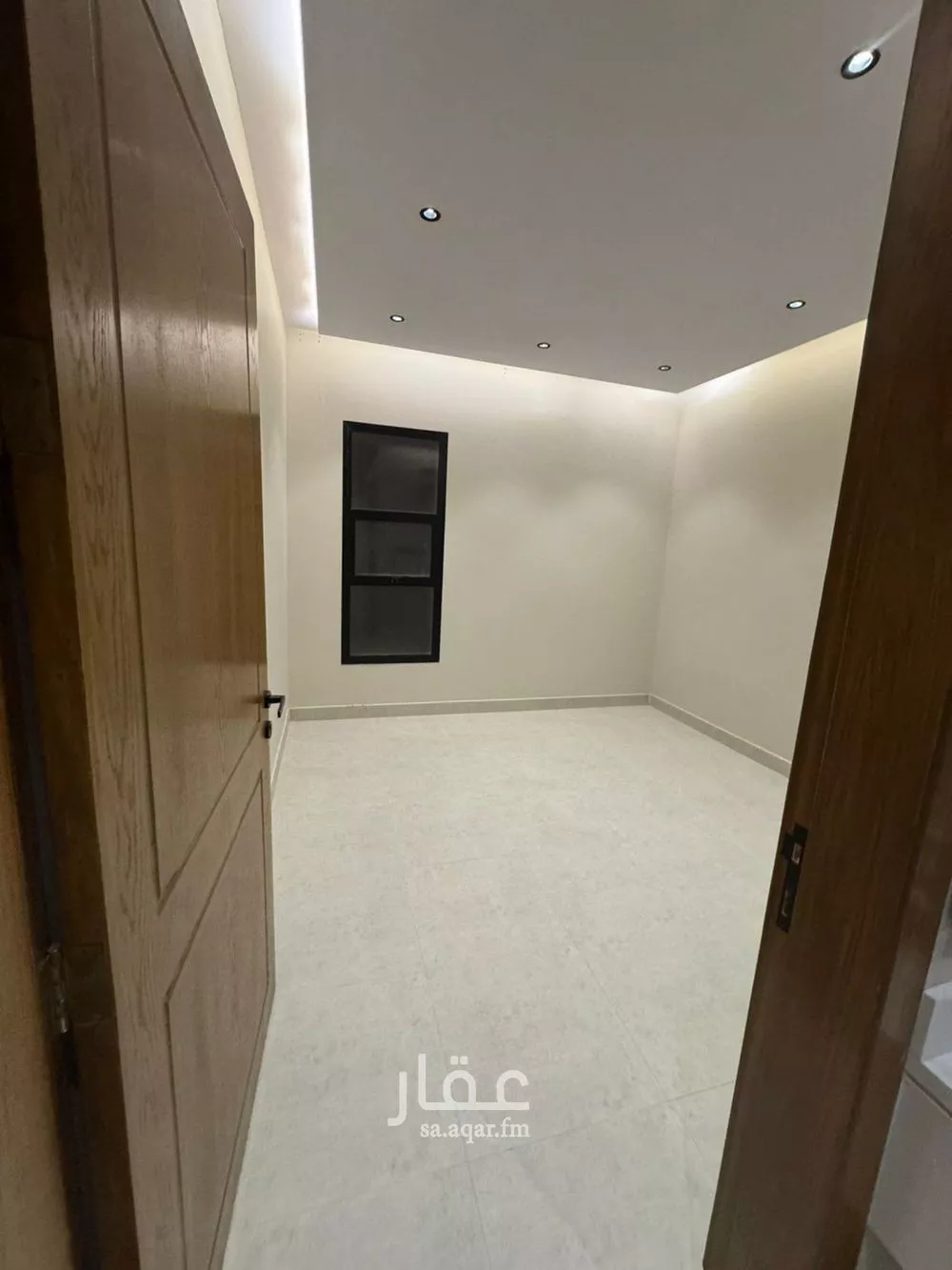 شقة 2 غرف في الرمال 3