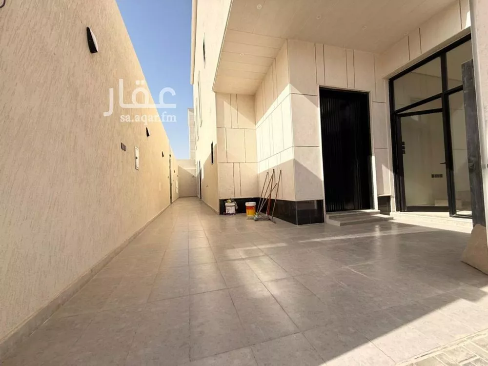 فيلا 6 غرف في الرمال 4