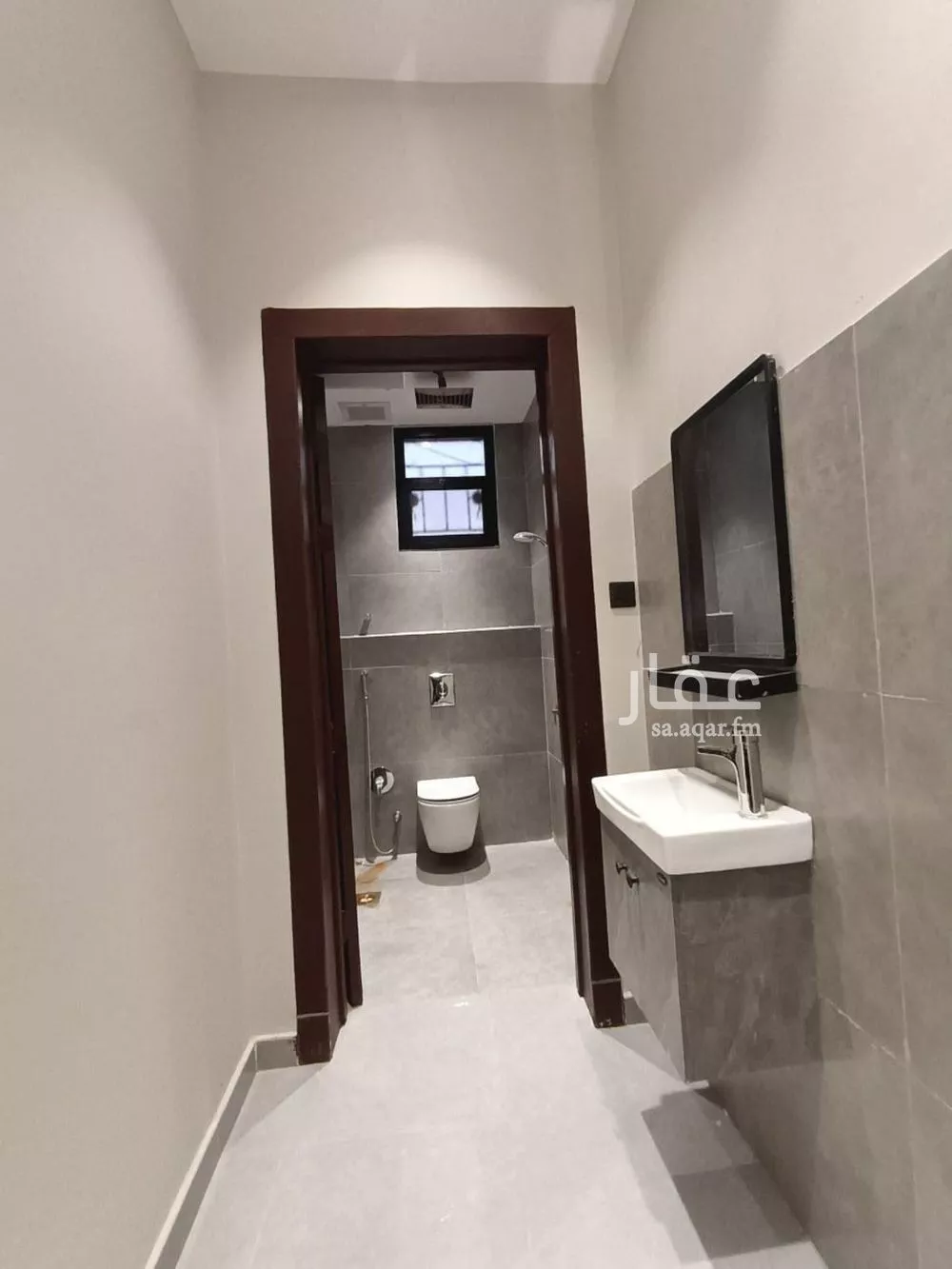 4 bedroom floor in Al Janadriyah 5