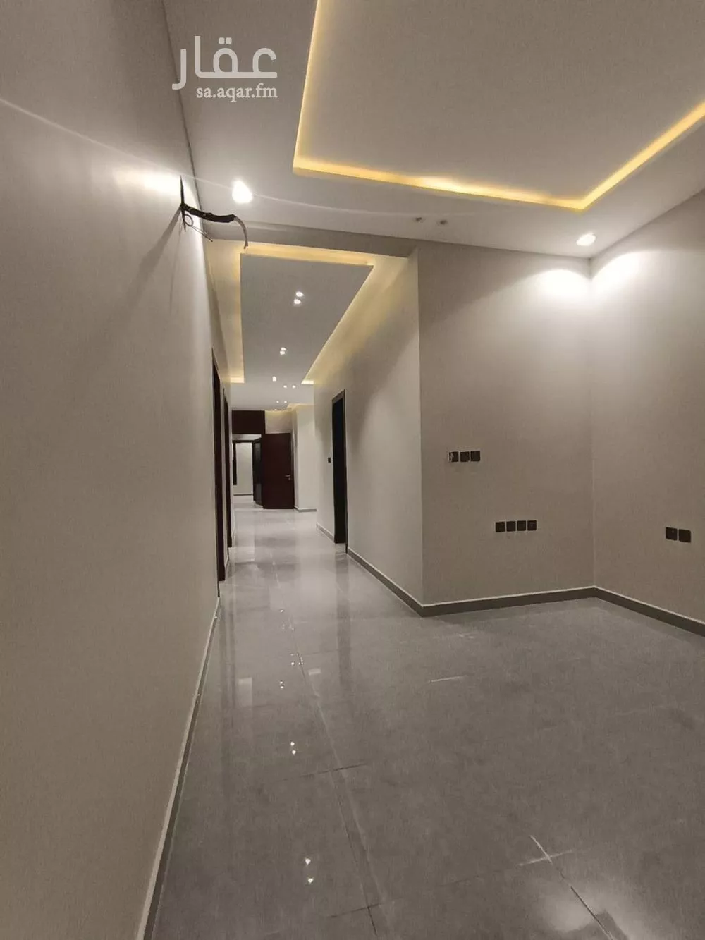 4 bedroom floor in Al Janadriyah 3