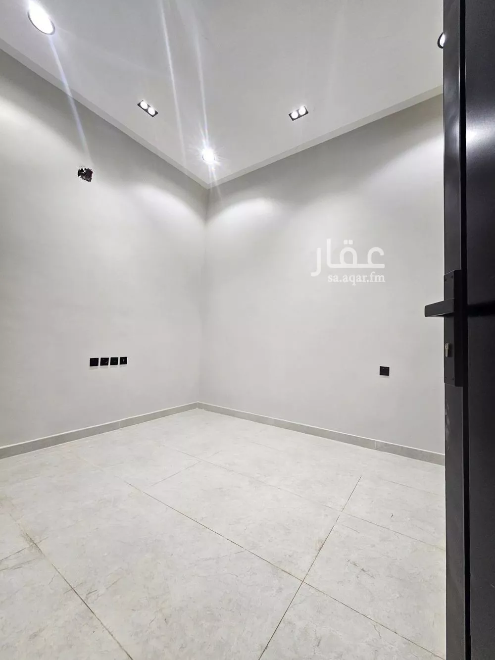 دور 5 غرف في العريجاء الغربية 4