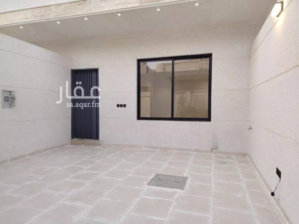 فيلا 5 غرف في عكاظ 1